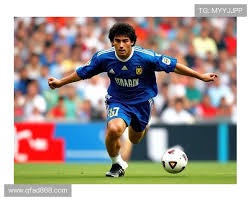 巨人队坂本勇人击出通算第297轰再见全垒打！逆转险胜横滨 DeNA｜日职